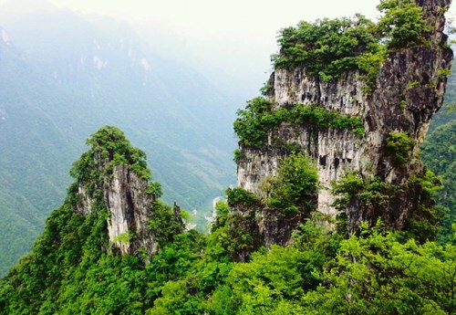 长阳清江方山景区