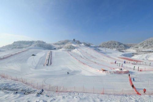 绿葱坡滑雪场