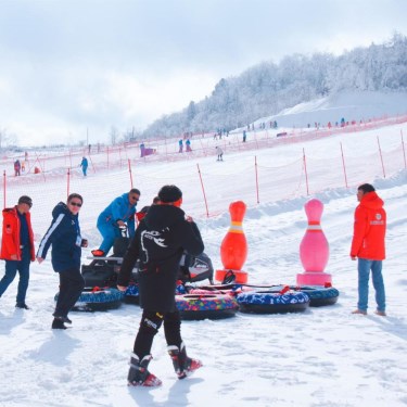 绿葱坡滑雪场