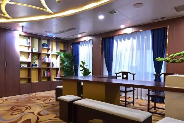 长江贰号游轮公区