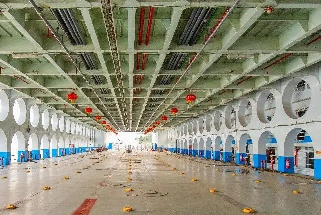 新高湖游船车库